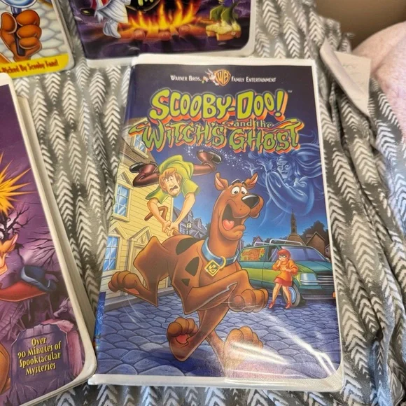 Scooby-Doo VHS Collection - Picture 3 of 16